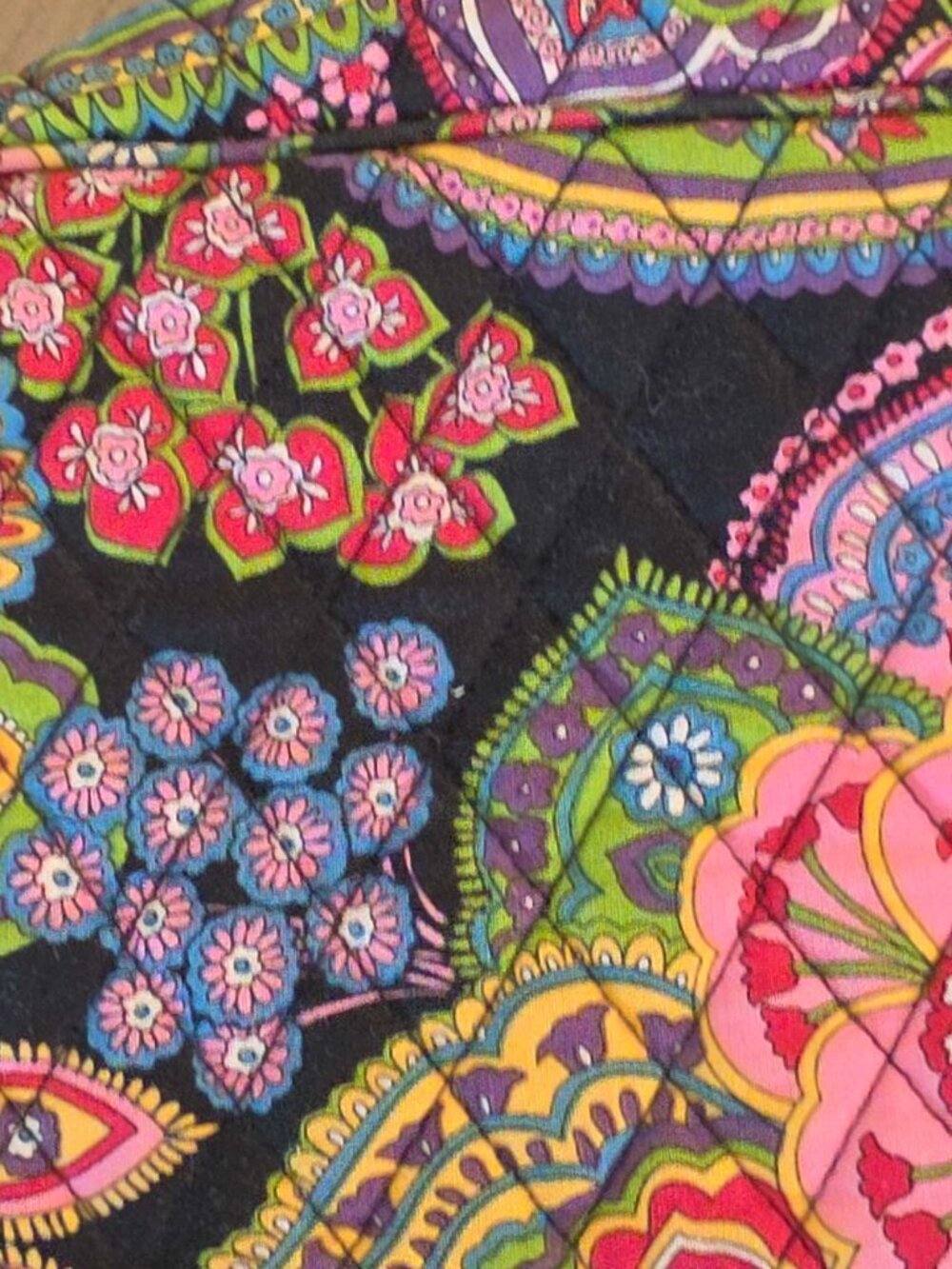 Vera Bradley Multicolor Floral Quilted Backpack w/Bonus UD Holder 17x14", EUC - Picture 2 of 16